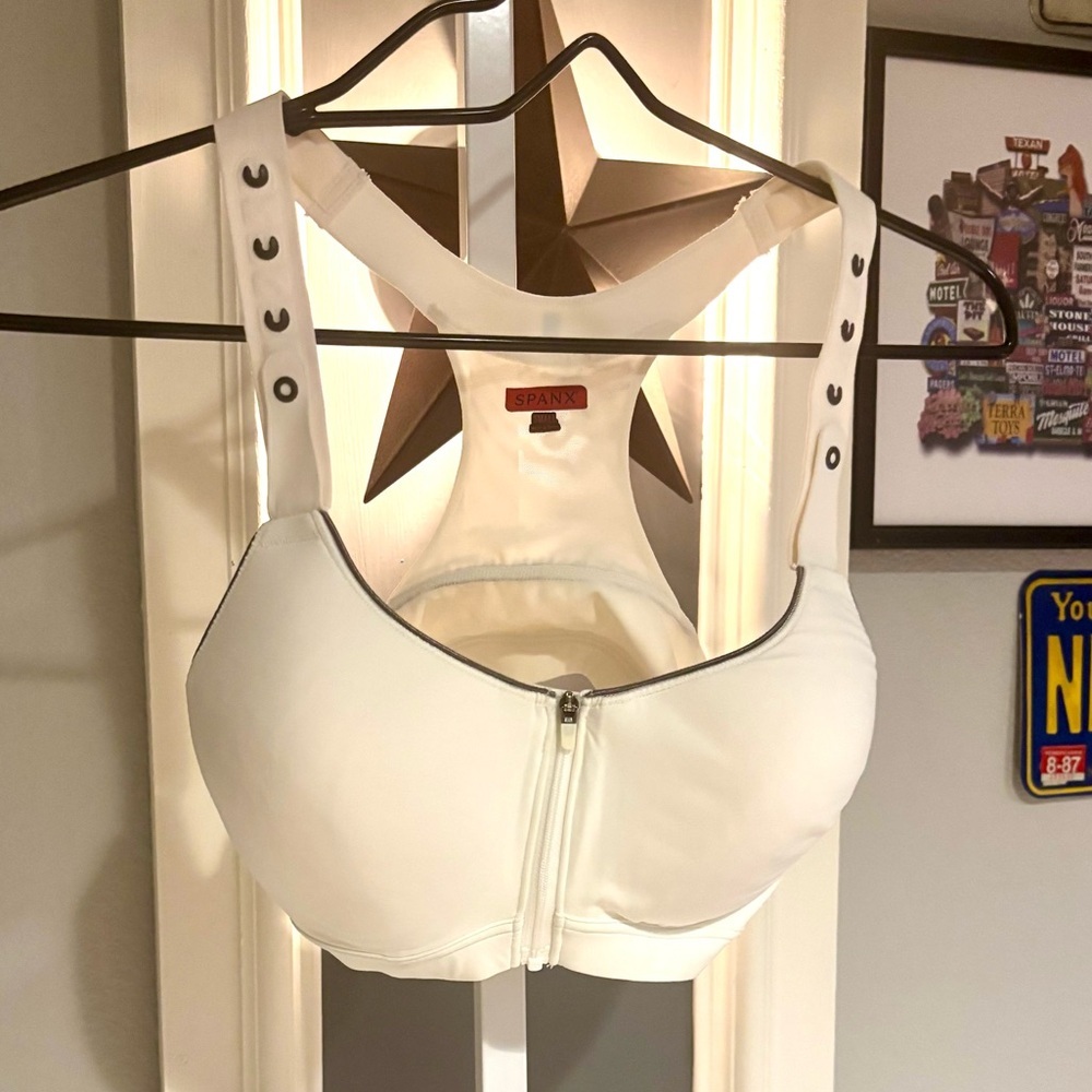 Spanx Racerback Front Zip Sports Bra Size Small